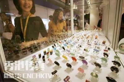 人們還愿意去香港購物嗎？一組數據告訴你！珠寶首飾零售的真實圖景